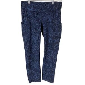 Lululemon- Speed Up Crop in Nouveau Mach Blue Black